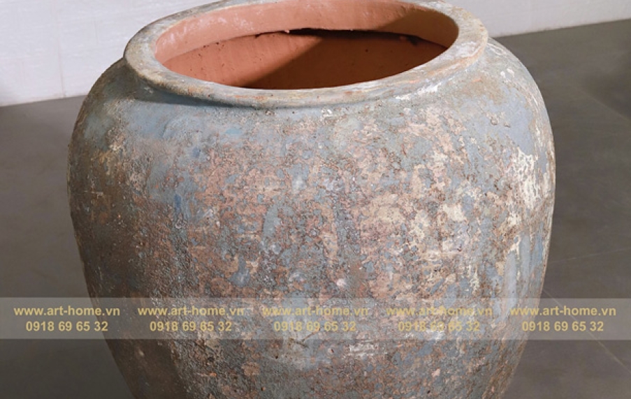 ATLANTIS OCEAN POT OF RUSTY BROWN COLOR